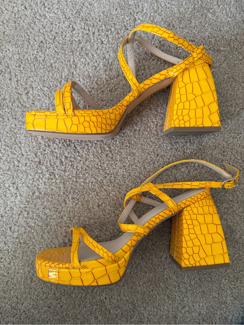UO Croc-Embossed Block Heels